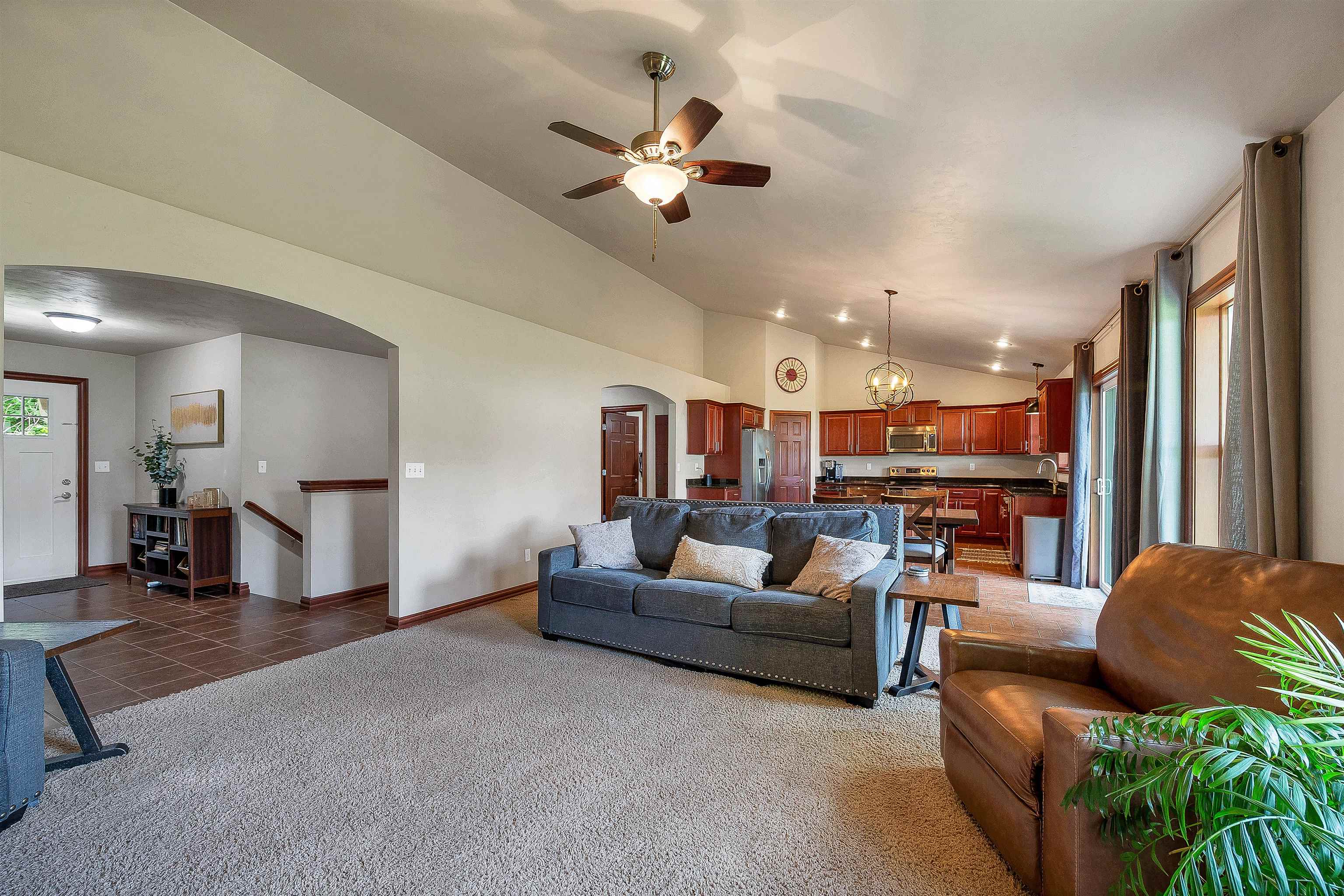 1014 Lacount Road Green Bay, WI 54313 - Photo 10 of 72