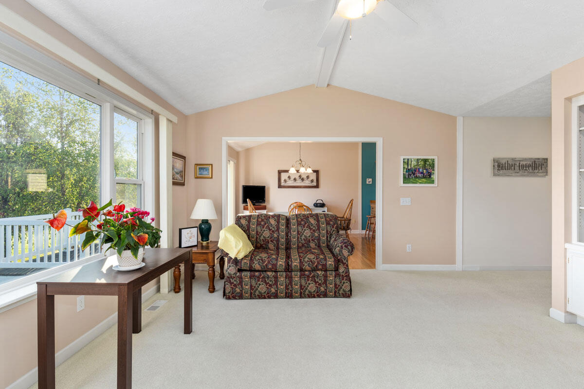 8296 Golfside Drive Jenison, MI 49428 - Photo 21 of 39 IMG_1003