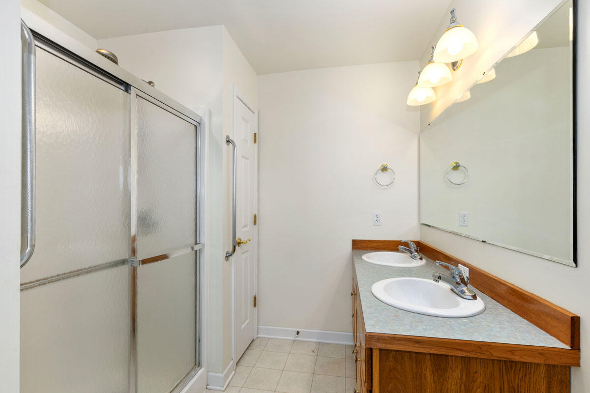 8296 Golfside Drive Jenison, MI 49428 - Photo 27 of 39 primary bathroom