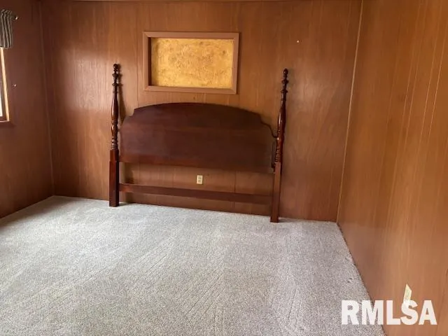 $264,500 | 15296 Magnolia, Girard, IL 62640