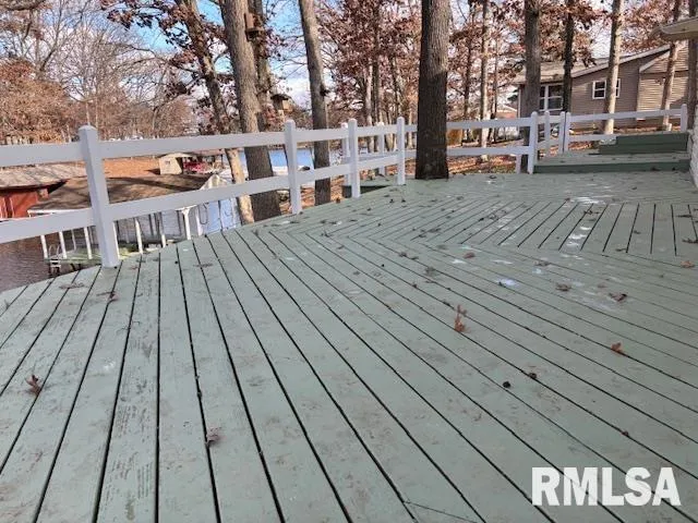 $264,500 | 15296 Magnolia, Girard, IL 62640