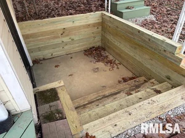 $248,900 | 15296 Magnolia, Girard, IL 62640