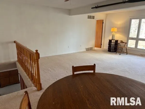 $248,900 | 15296 Magnolia, Girard, IL 62640