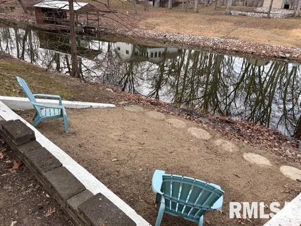 $248,900 | 15296 Magnolia, Girard, IL 62640