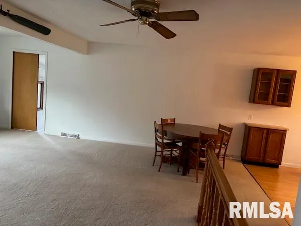 $248,900 | 15296 Magnolia, Girard, IL 62640