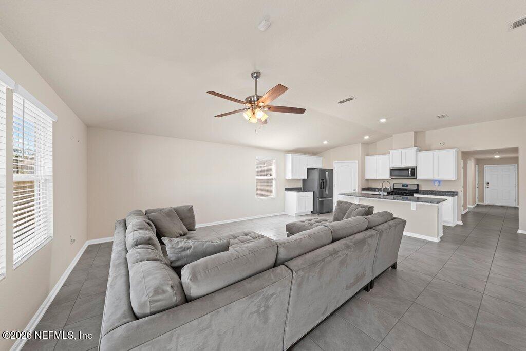 86451 Nassau Crossing Way Yulee, FL 32097 - Photo 11 of 35 86451 Nassau Crossing Way (33).JPG-SMAL