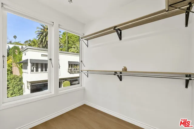 $8,000 | 1326 Londonderry View Drive, Unit 4, Los Angeles, CA 90069