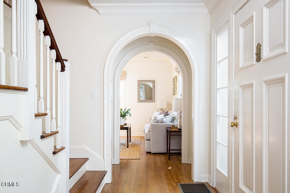 141 Sierra View Road Pasadena, CA 91105 - Photo 17 of 38 a view of livingroom with wooden floor and furniture