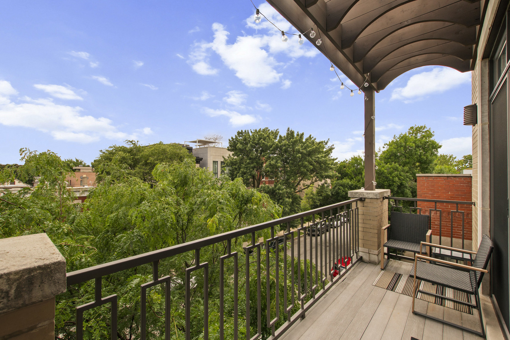 2012 West Erie Street, Unit 3W Chicago, IL 60612 - Photo 5 of 20