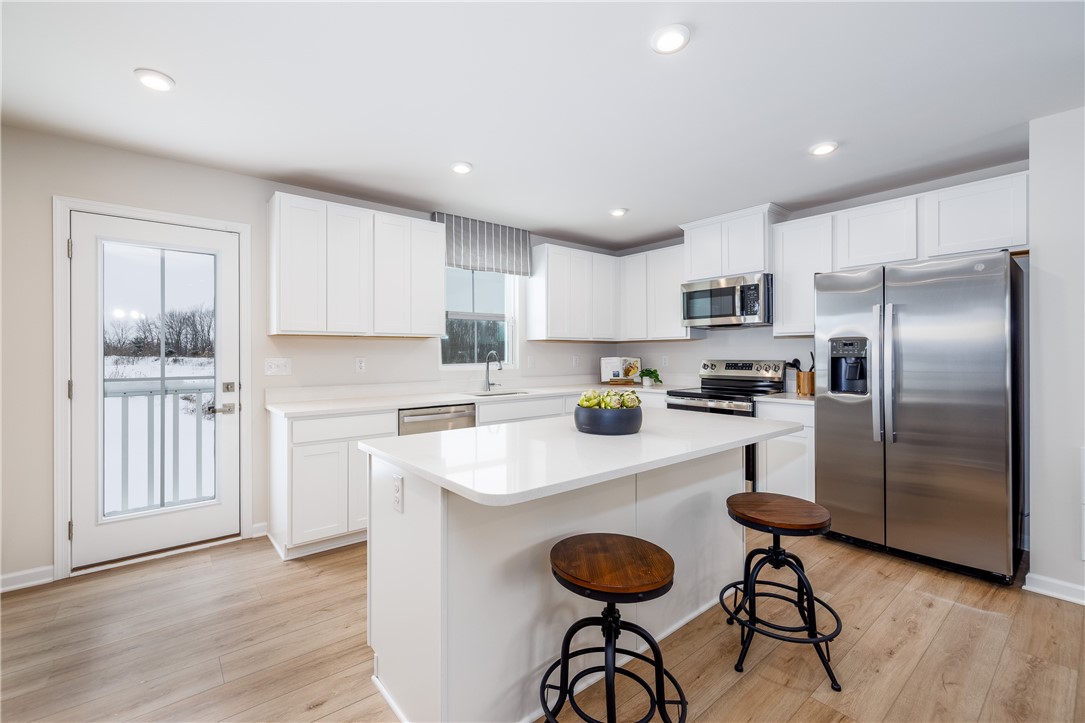 257 Nevins Road Henrietta, NY 14467 - Photo 12 of 39 Kitchen