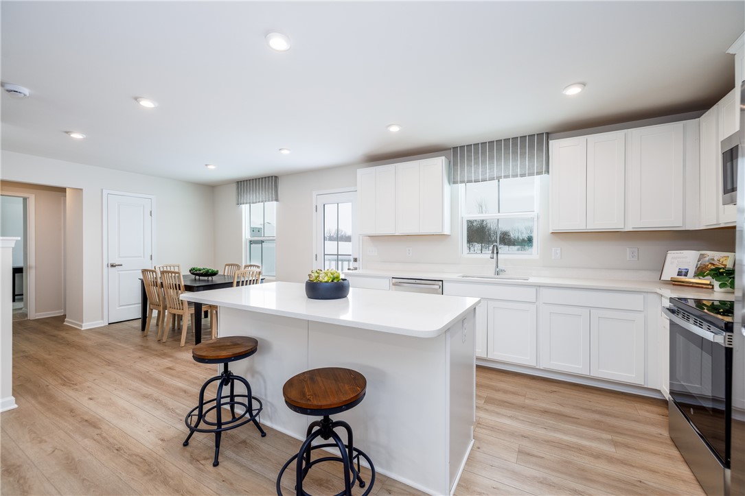 257 Nevins Road Henrietta, NY 14467 - Photo 14 of 39 Kitchen