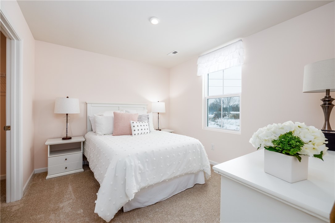 257 Nevins Road Henrietta, NY 14467 - Photo 29 of 39 Bedroom 2