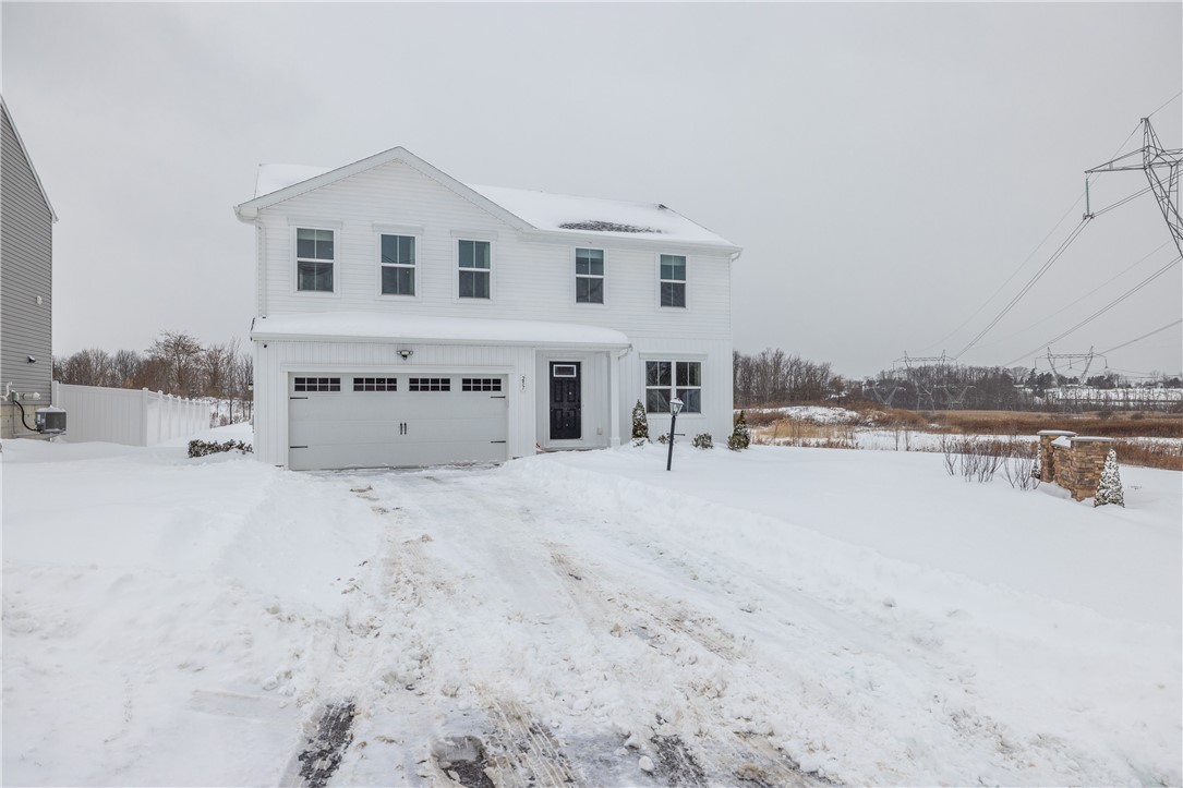 257 Nevins Road Henrietta, NY 14467 - Photo 4 of 39 Exterior front