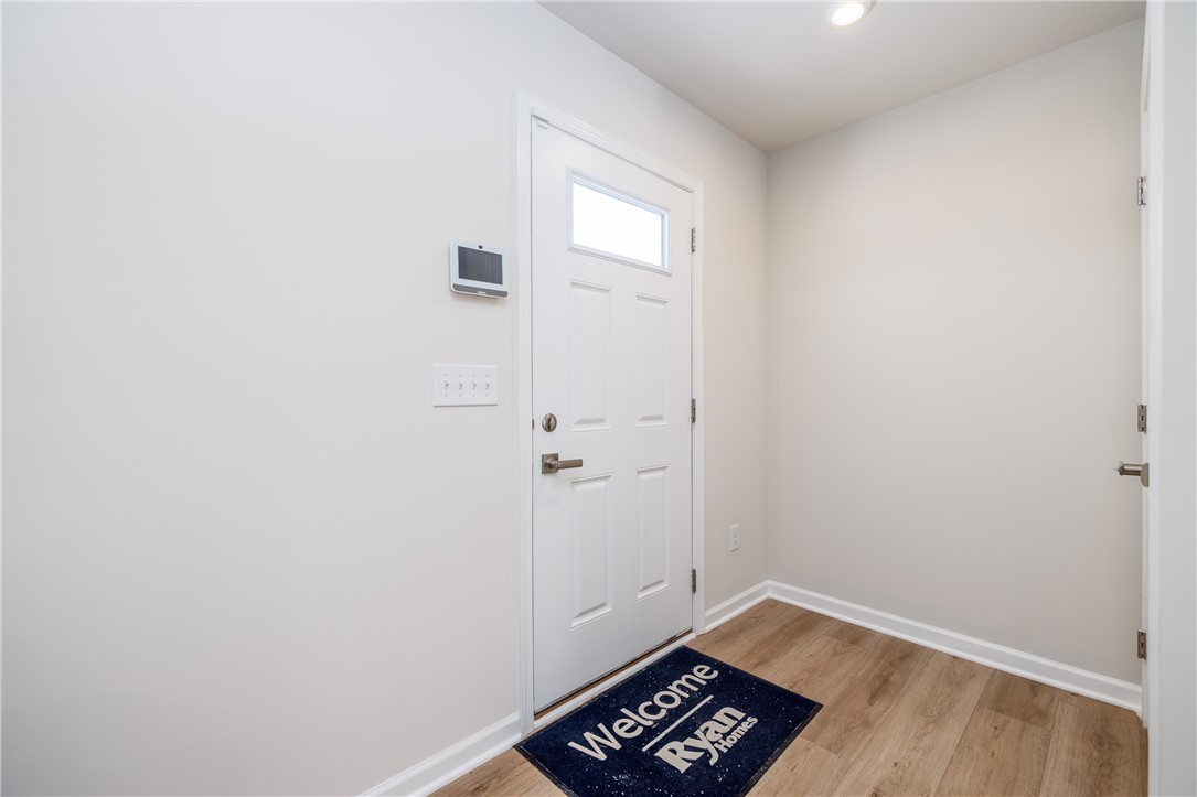 257 Nevins Road Henrietta, NY 14467 - Photo 6 of 39 Foyer