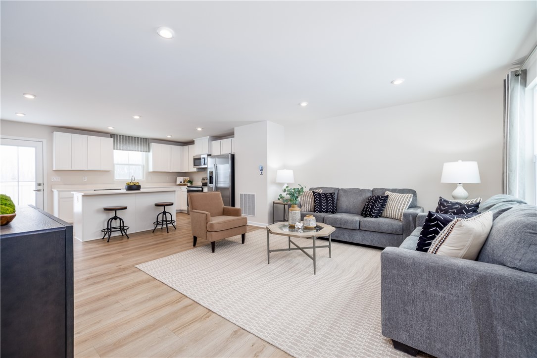 257 Nevins Road Henrietta, NY 14467 - Photo 9 of 39 Living room