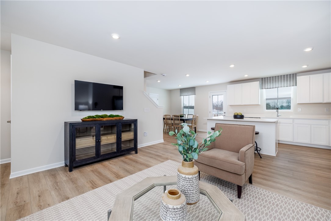 257 Nevins Road Henrietta, NY 14467 - Photo 10 of 39 Living room