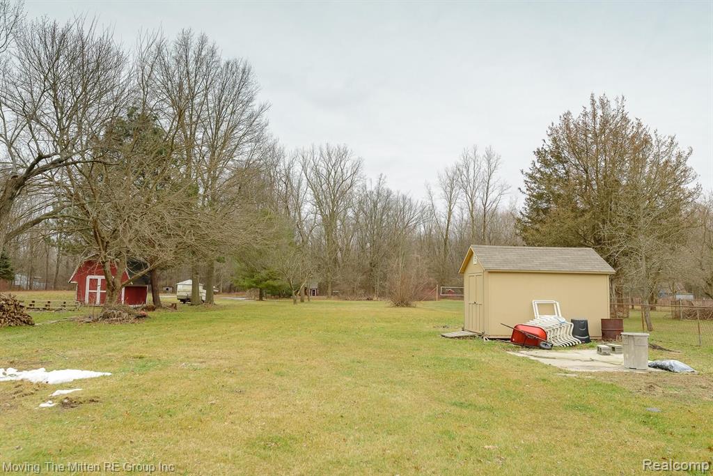 45781 Harris Road Belleville, MI 48111 - Photo 32 of 39