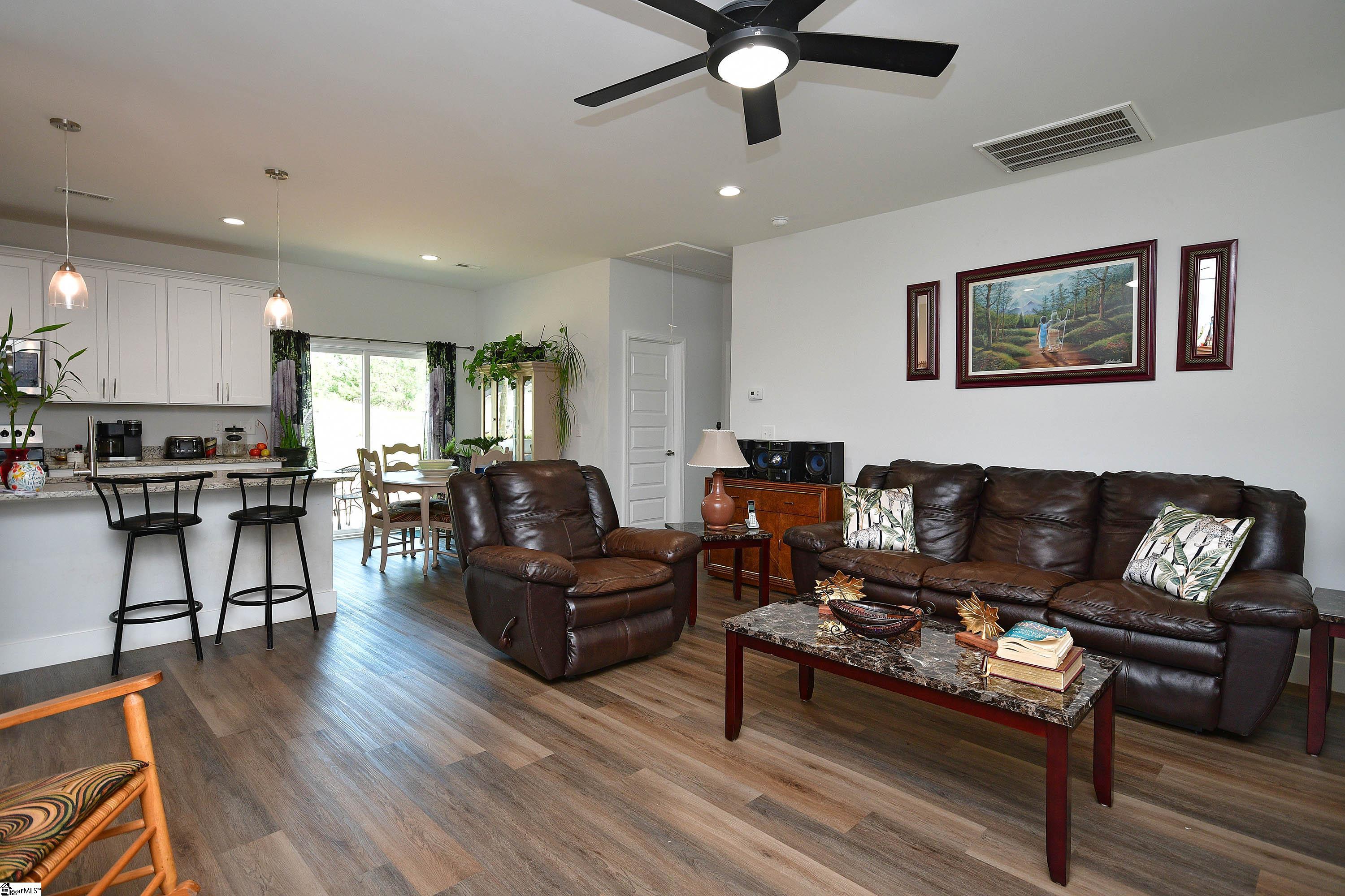 601 Lawrence Road Anderson, SC 29624 - Photo 6 of 27 Gallery Image 6