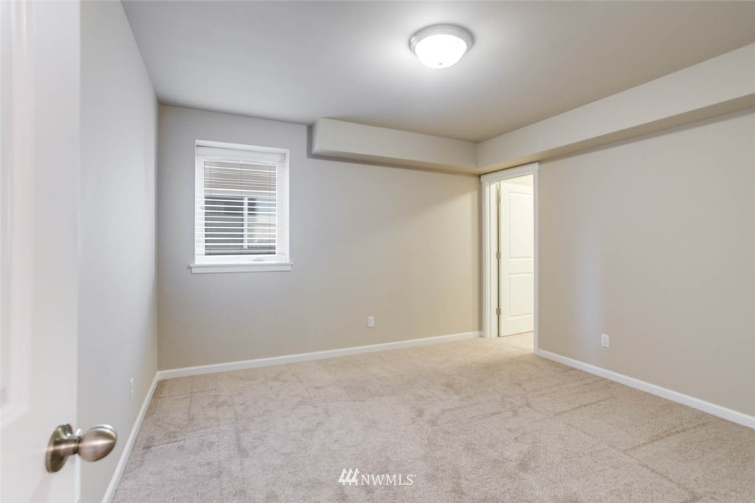 1517 Pierce Avenue Northeast Renton, WA 98056 - Photo 15 of 20 Gallery Image 15