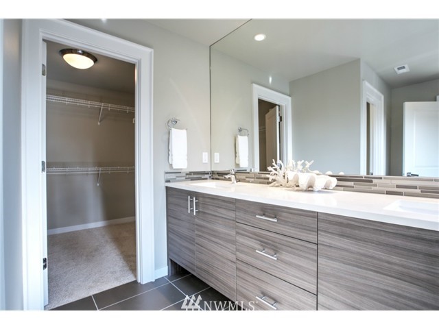 671 Pierce Place Northeast Renton, WA 98056 - Photo 17 of 20