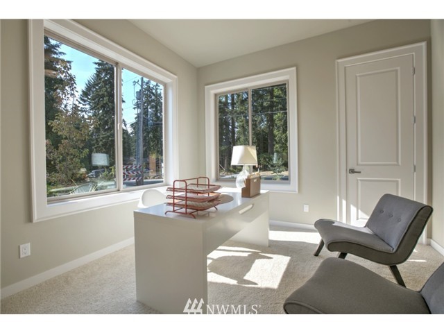 671 Pierce Place Northeast Renton, WA 98056 - Photo 3 of 20