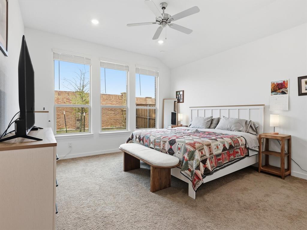 541 Breeds Hl Road Little Elm, TX 75068 - Photo 14 of 29