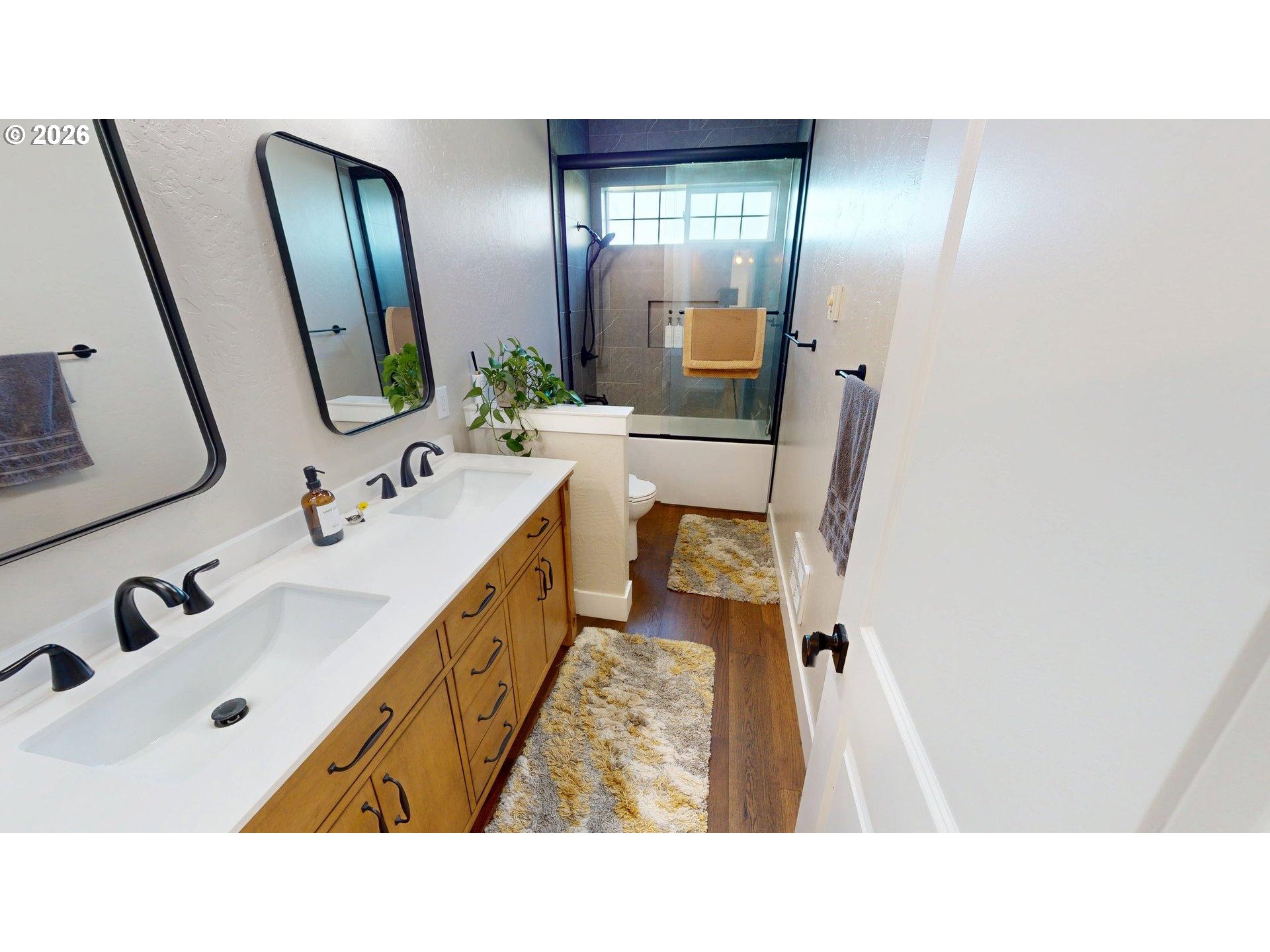 95950 North Bank Rogue River Road Gold Beach, OR 97444 - Photo 23 of 41 Bathroom
