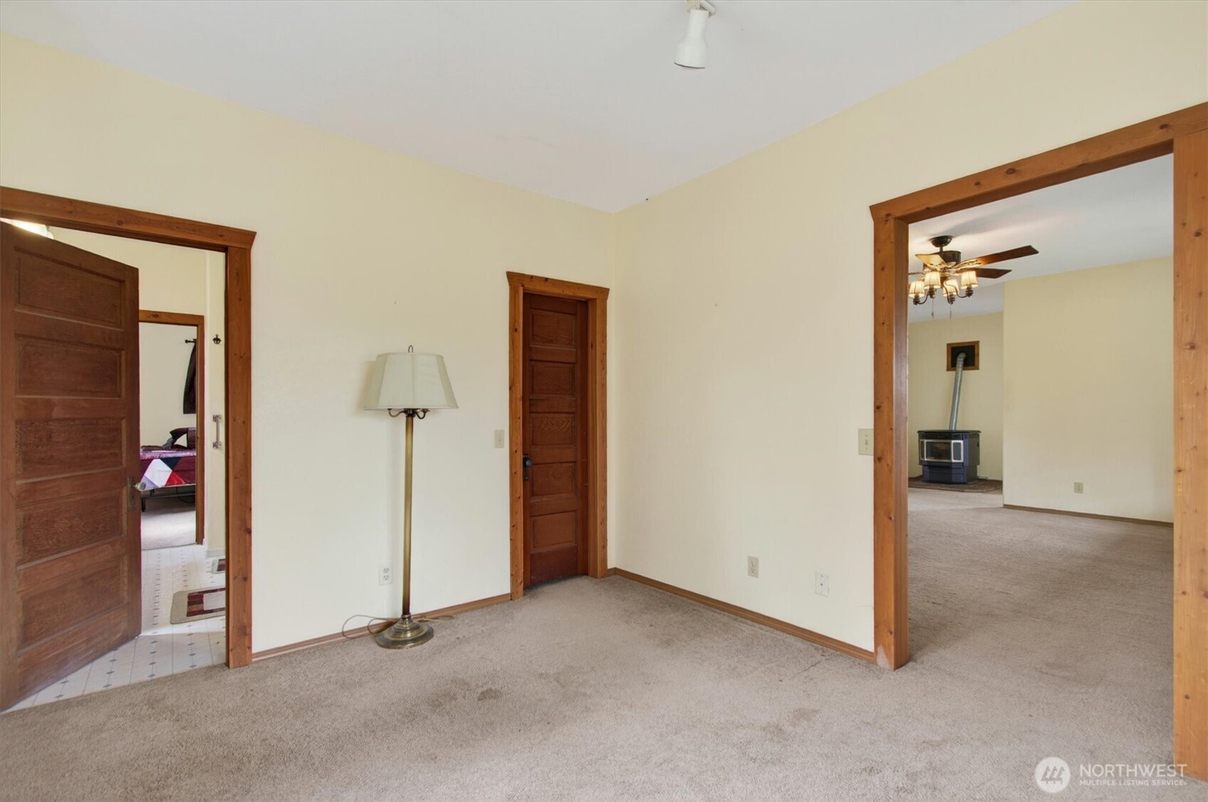 95 West Birnie Slough Road Cathlamet, WA 98612 - Photo 16 of 40