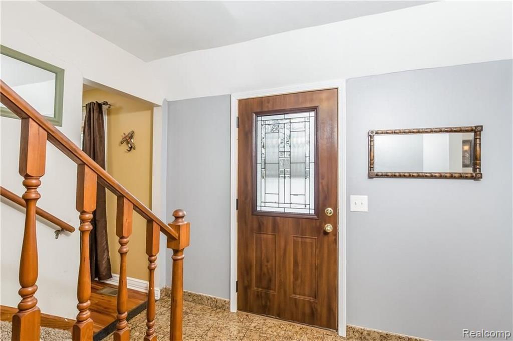 38395 Tyler Road Romulus, MI 48174 - Photo 12 of 37