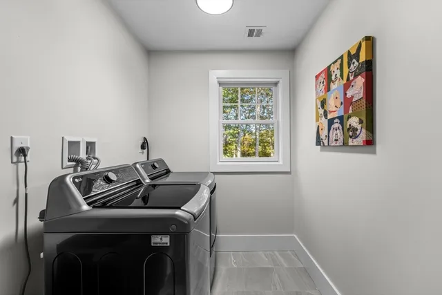 $1,100,000 | 26 Timber Crest Drive, Medway, MA 02053