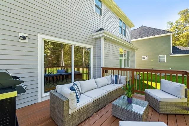 $1,100,000 | 26 Timber Crest Drive, Medway, MA 02053