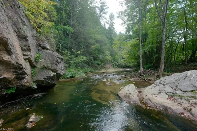 $247,000 | 1960 Rich Mountain Road, Morganton, NC 28655