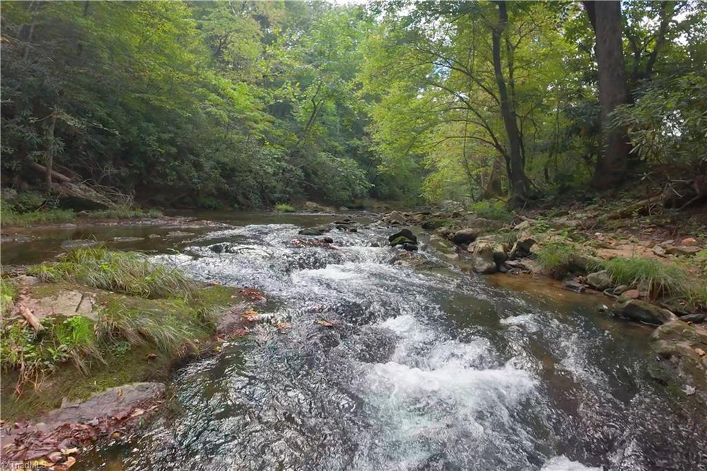 1960 Rich Mountain Road Morganton, NC 28655 - Photo 8 of 41