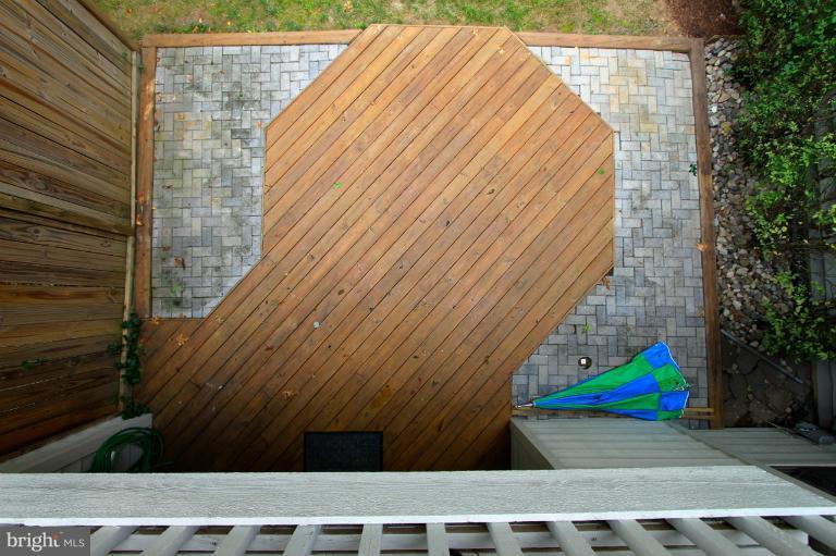 1894 Winterport Cluster Reston, VA 20191 - Photo 28 of 30 Rear deck from the master bedroom balcony