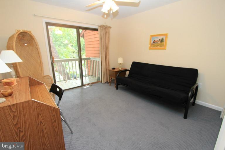 1894 Winterport Cluster Reston, VA 20191 - Photo 8 of 30 Bedroom