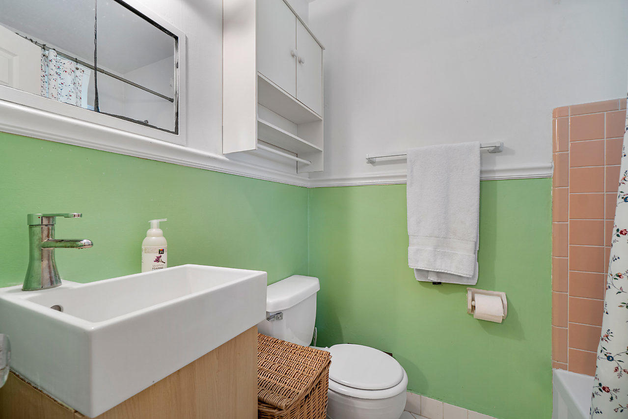 489 Kingsbridge Street Boca Raton, FL 33487 - Photo 19 of 25 020-489KingsbridgeSt-BocaRaton-FL-small