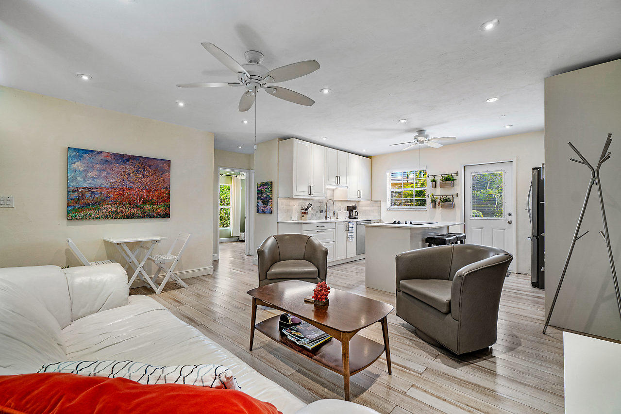 489 Kingsbridge Street Boca Raton, FL 33487 - Photo 8 of 25 008-489KingsbridgeSt-BocaRaton-FL-small
