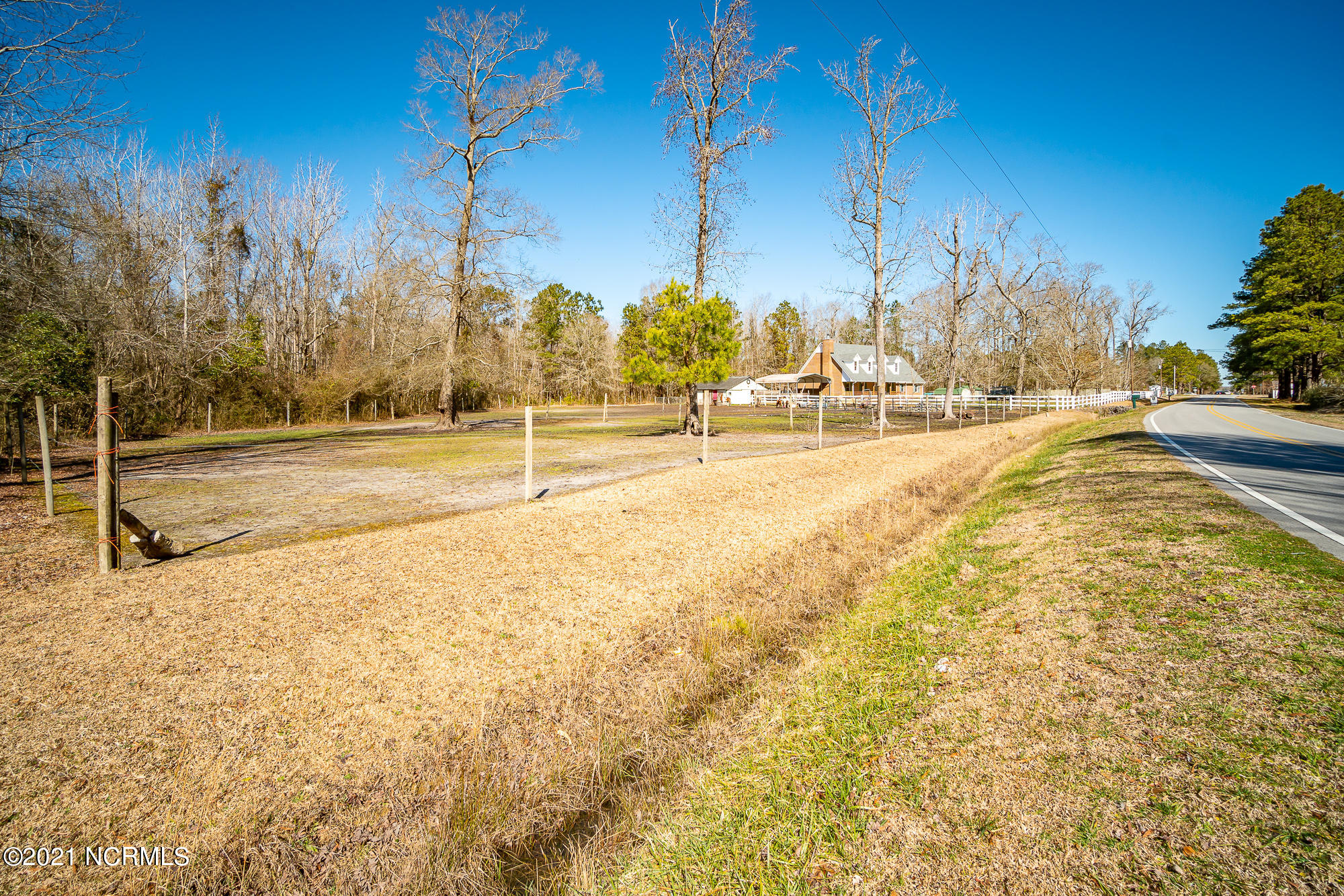 136 Southwest Craven Middle School Road New Bern, NC 28562 - Photo 40 of 47 136 SW Craven Middle School Road