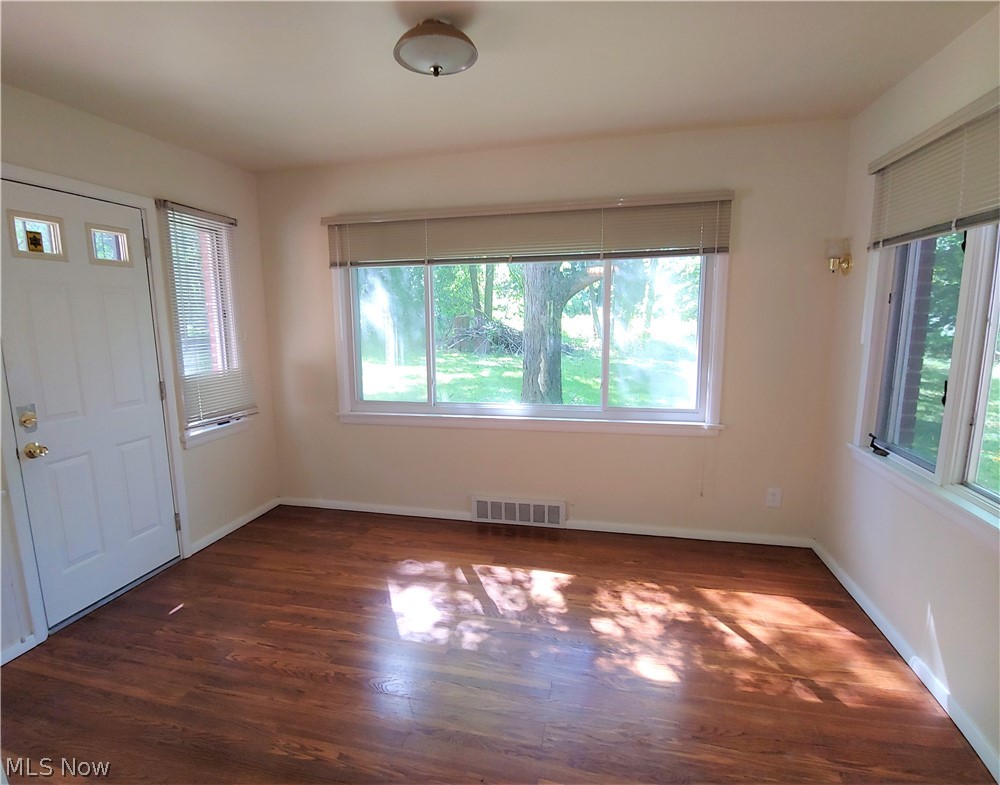 29400 Harvard Road Beachwood, OH 44122 - Photo 9 of 18 Sun Room