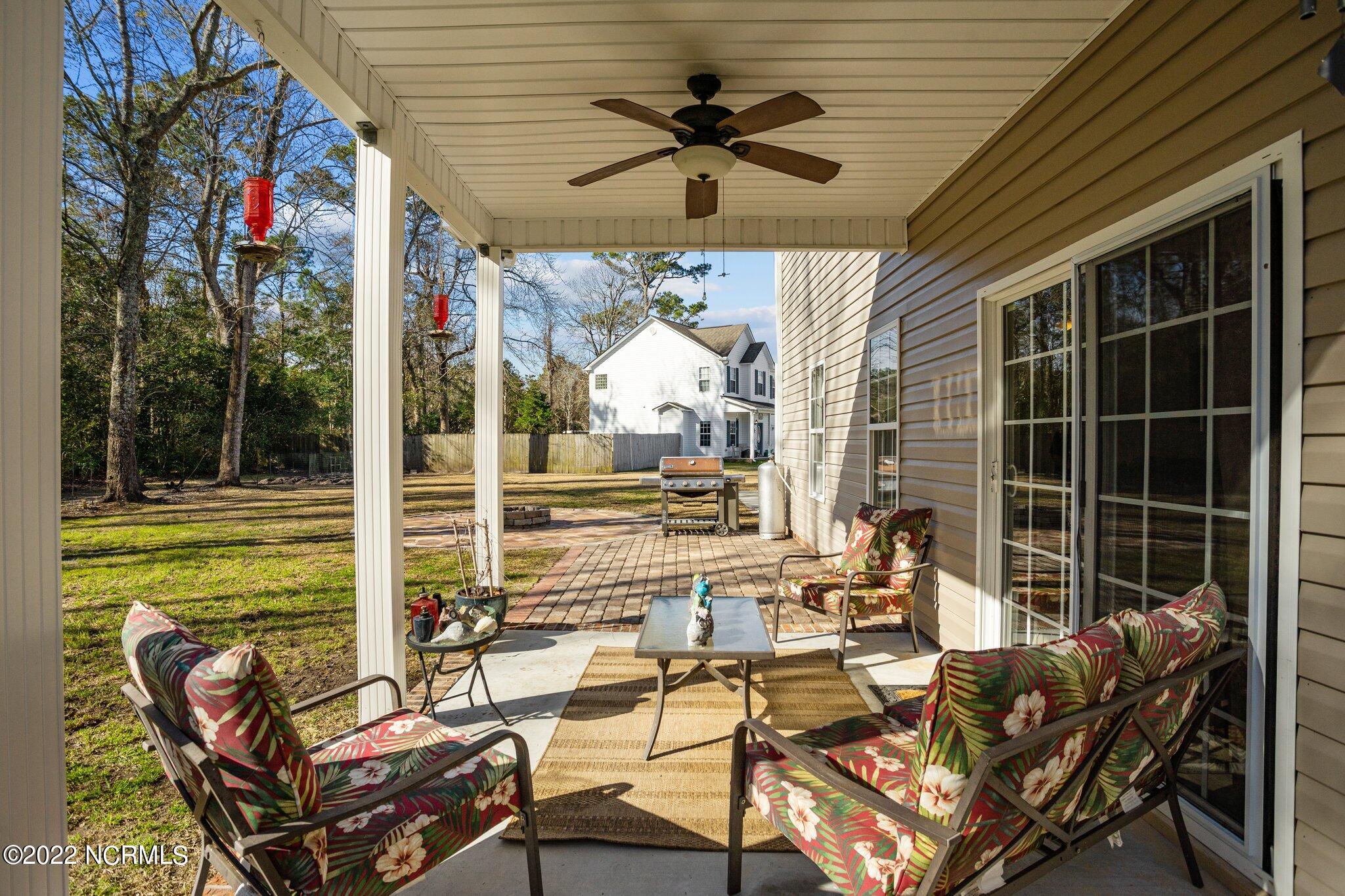 221 Rudolph Lane Hubert, NC 28539 - Photo 21 of 49 21-web-or-mls-DSC05328
