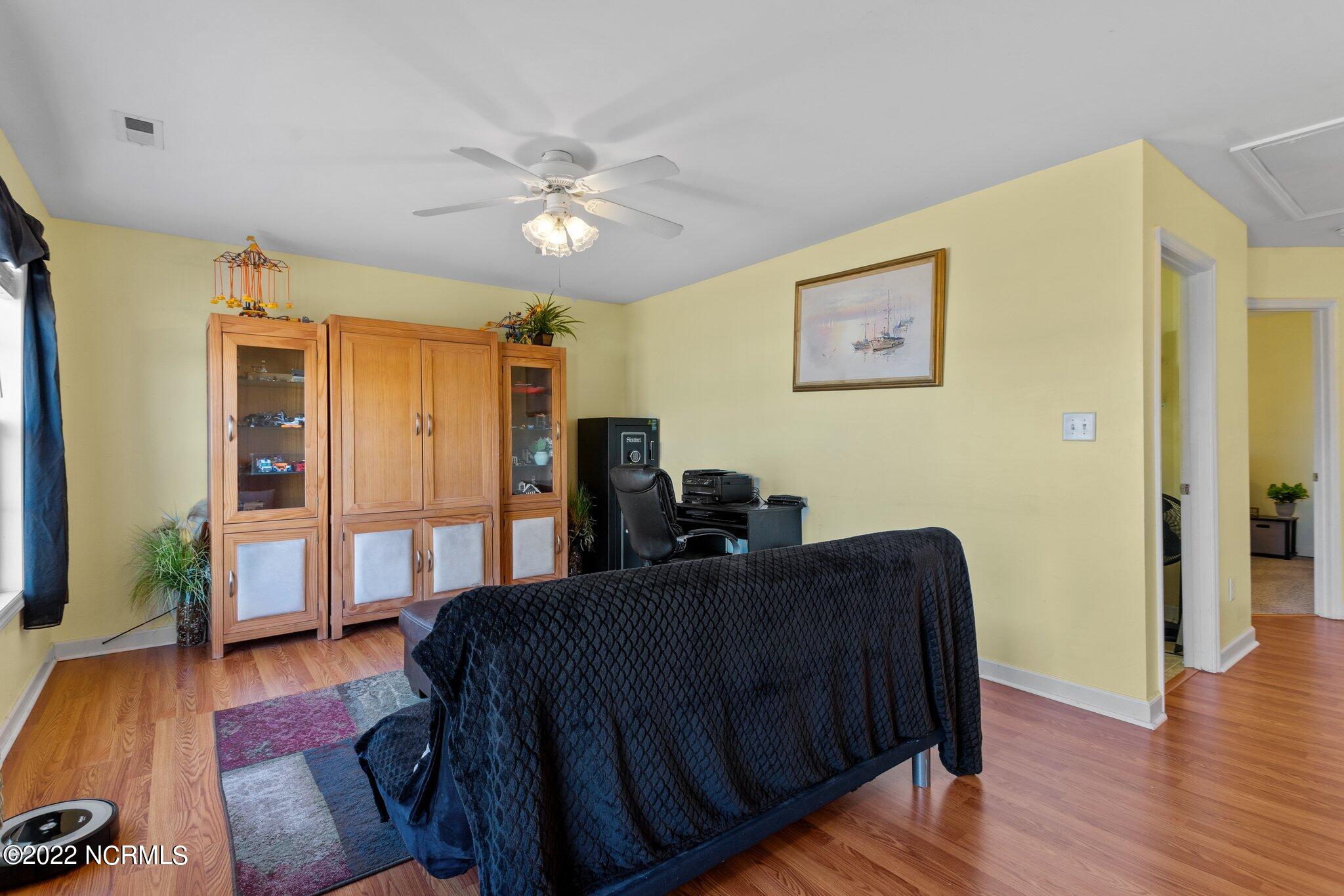 221 Rudolph Lane Hubert, NC 28539 - Photo 37 of 49 29-web-or-mls-DSC05372