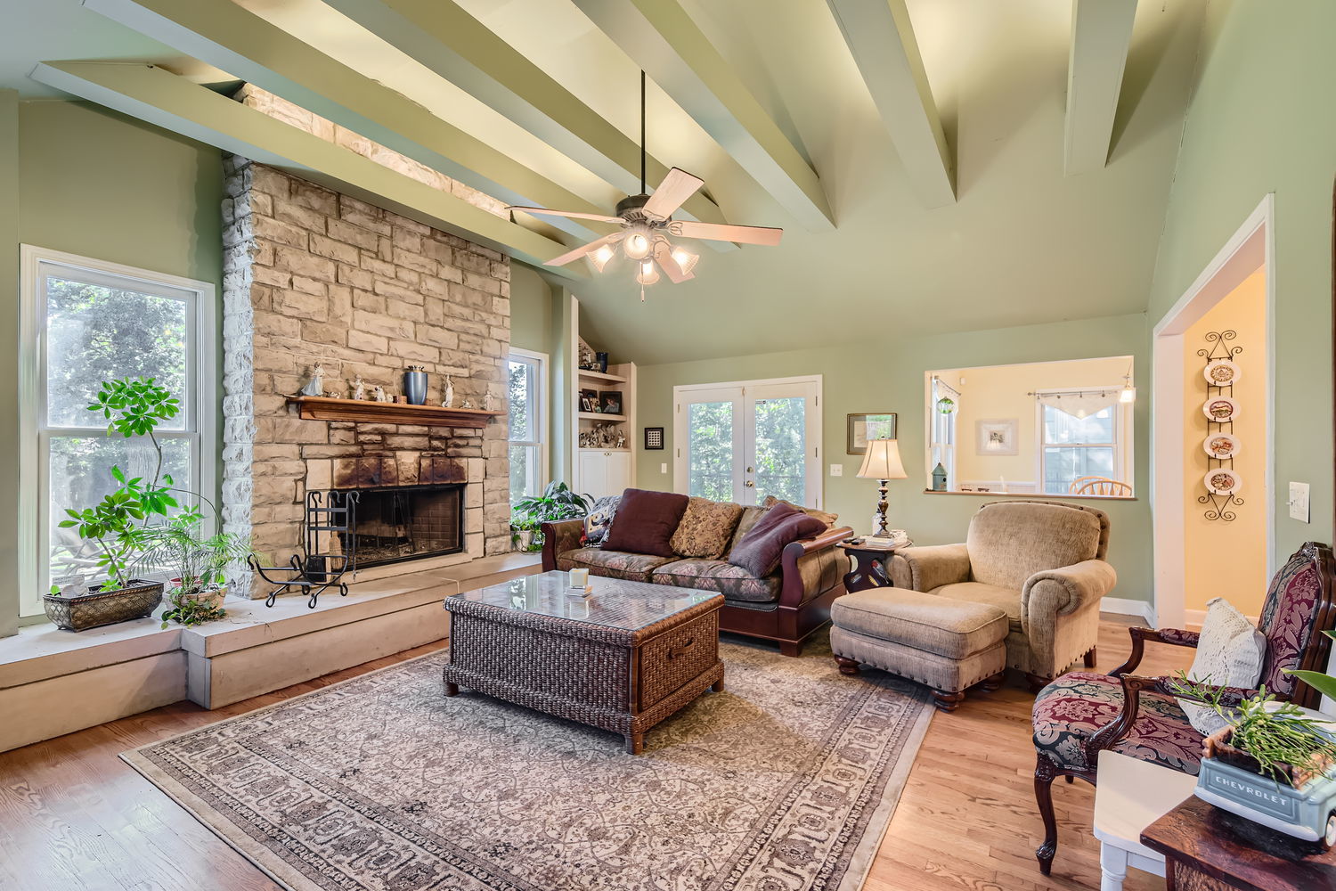 207 Scottswood Road Riverside, IL 60546 - Photo 14 of 32 a living room with furniture fireplace and a window