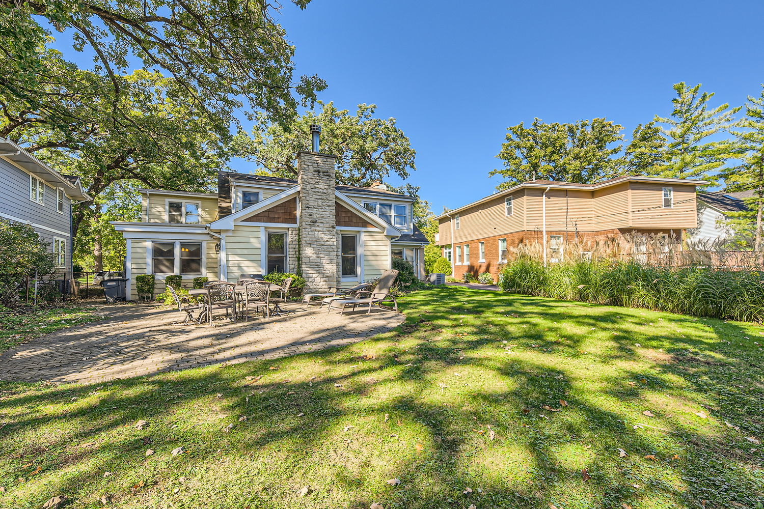 207 Scottswood Road Riverside, IL 60546 - Photo 28 of 32 a front view of a house with swimming pool