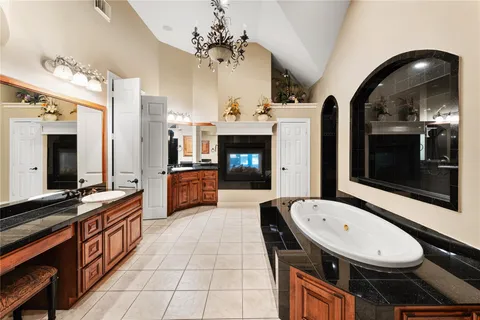 $4,995 | 13703 Greenwood Lane South, Houston, TX 77044