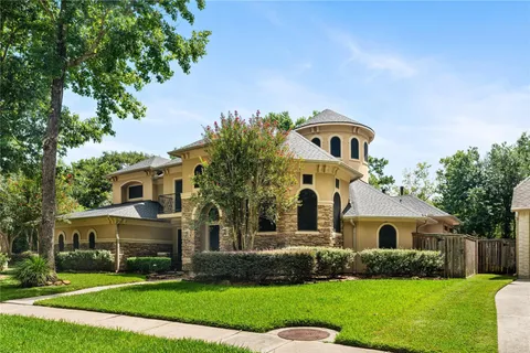 $4,995 | 13703 Greenwood Lane South, Houston, TX 77044