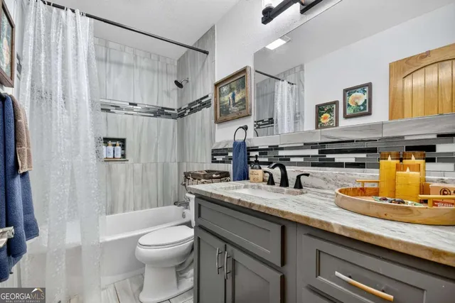 $564,900 | 380 Bear Trail, Murphy, NC 28906