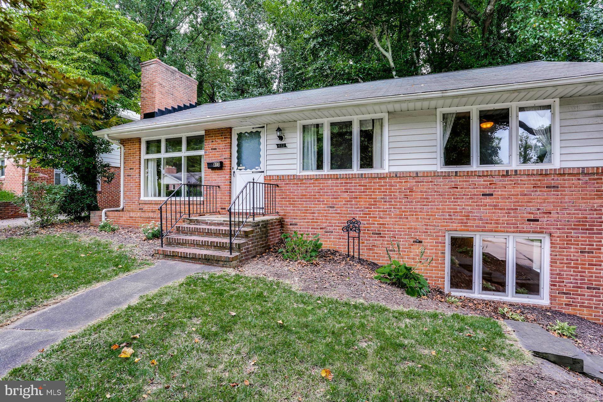 413 Nottingham Road Baltimore, MD 21229 - Photo 1 of 29 Exterior (Front)