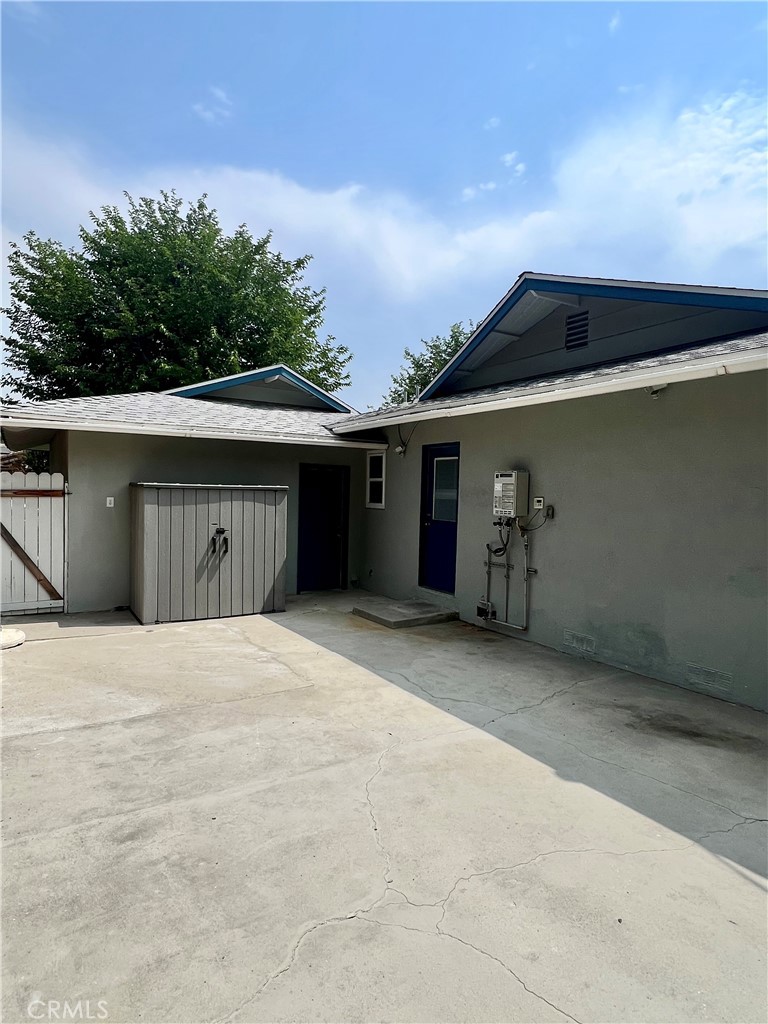 22734 Eccles Street West Hills, CA 91304 - Photo 16 of 19 a house with a outdoor space