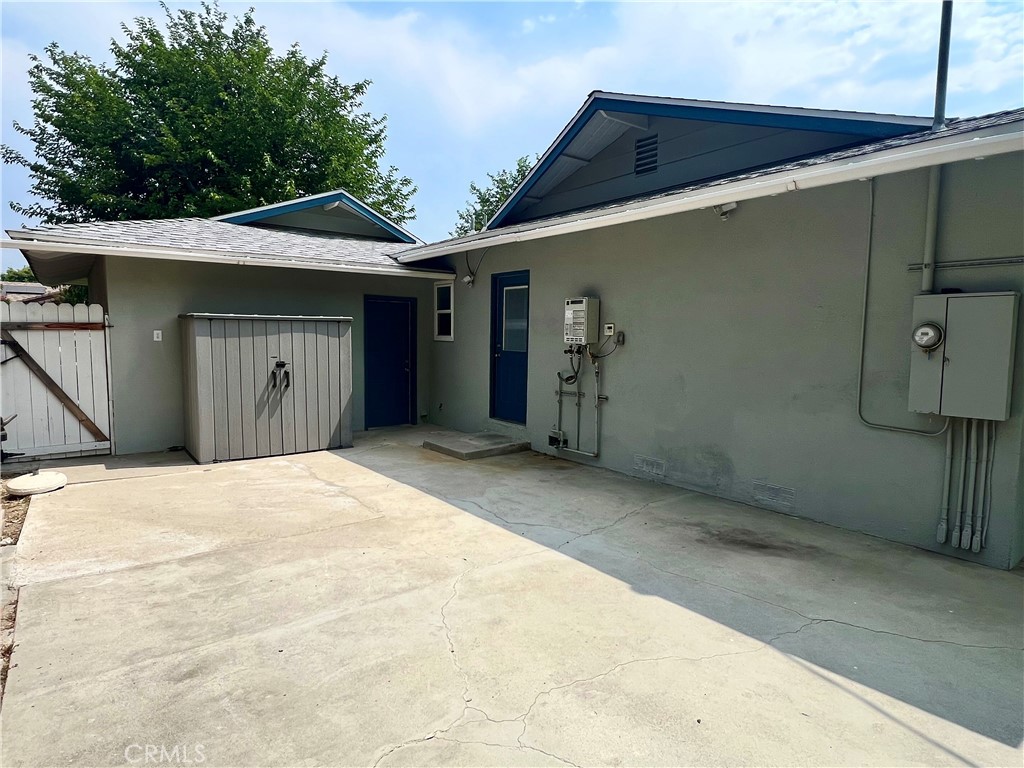 22734 Eccles Street West Hills, CA 91304 - Photo 18 of 19 a house with a outdoor space