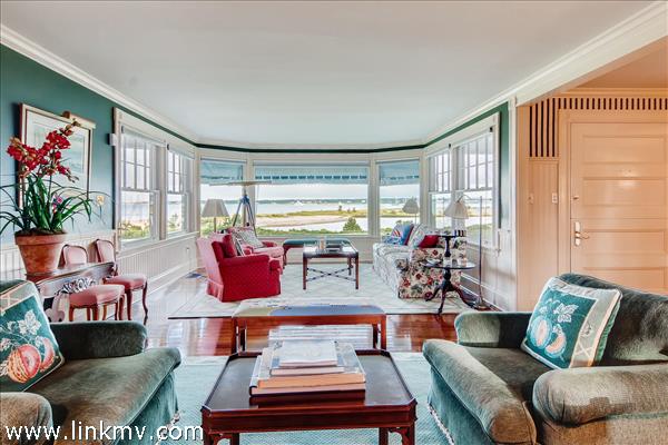 7 Starbuck Neck Road Edgartown, MA 02539 - Photo 19 of 41 a living room with furniture and a large window
